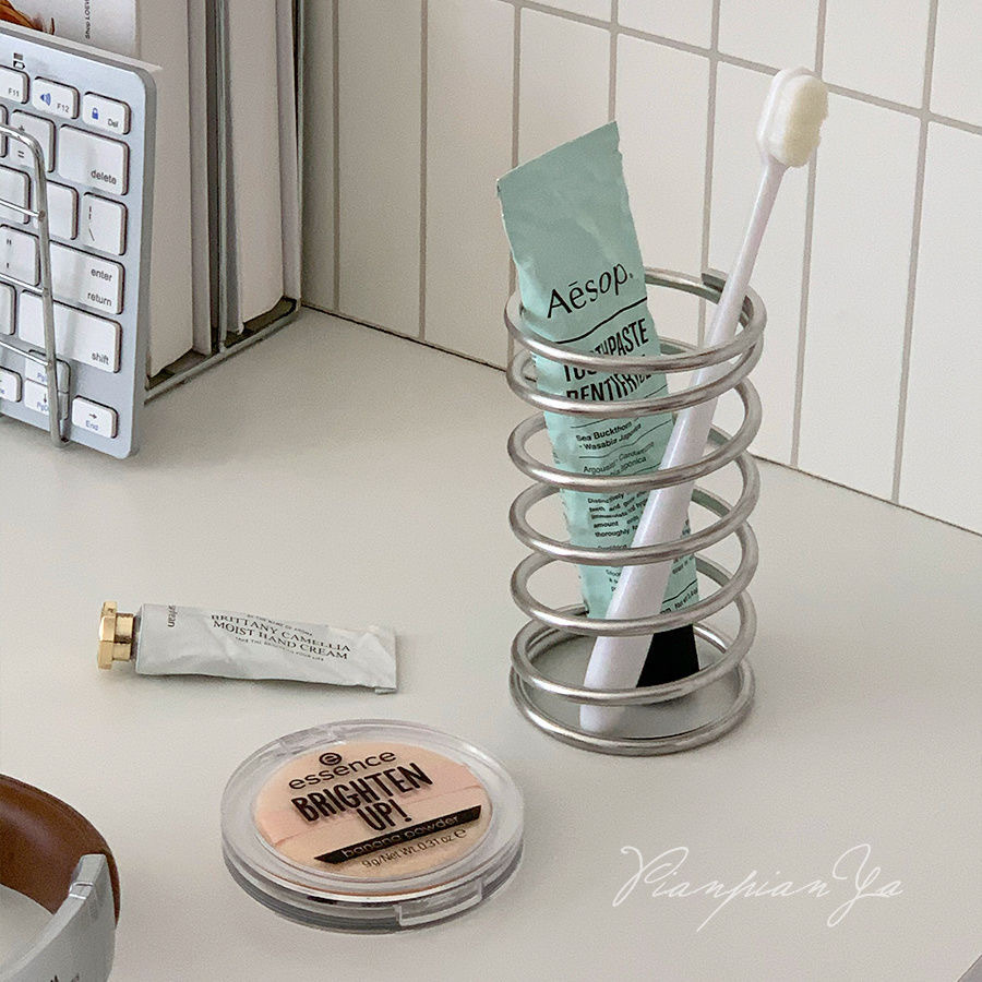 Zara Home Bathroom Accessories - ที่วางแปรงสีฟันสแตนเลส อุปกรณ์ห้องน้ำโลหะ สำหรับวางยาสีฟัน แปรงแต่งหน้า ชั้นวางของตกแต่งบ้าน